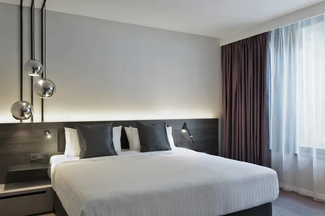 استوديو سوبيريور بسرير كينج بإطلالة على المدينة مع أريكة، Residence Inn Frankfurt City Center 3/8