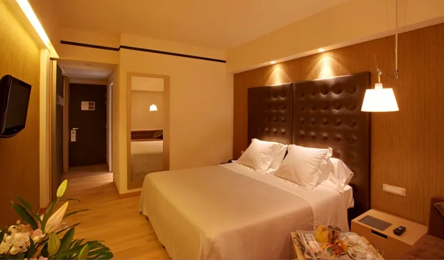 غرفة بزنس بسرير كينج، Devero Hotel Spa, BW Signature Collection 1/6