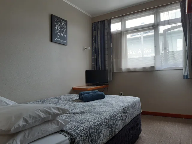 غرفة بسرير مزدوج بحمام مشترك، Ariki Backpackers 2/6