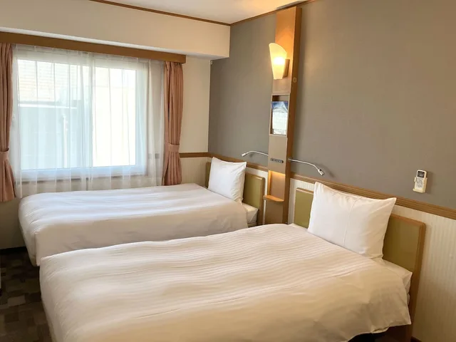 غرفة قياسية بسريرين منفصلين، Toyoko Inn Moriya Ekimae 1/6