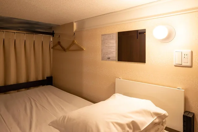 Female Dorm, Upper, Bunk Bed, Hotel Owl Tokyo - Hostel 1/8