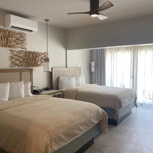 غرفة قياسية بسرير كوين، Chesapeake Resort 3/8