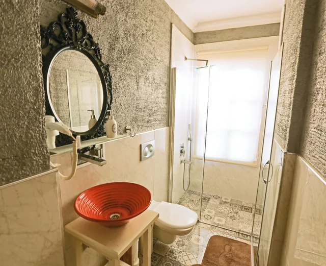 جناح غراند بسرير مزدوج بإطلالة على المسبح بغرفة نوم واحدة مع أريكة بمطبخ صغير، The Suite Apart Hotel Kaleici 5/6