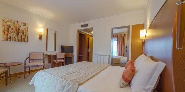 غرفة مفردة، Hotel Cinquentenario & Conference Center 9/12