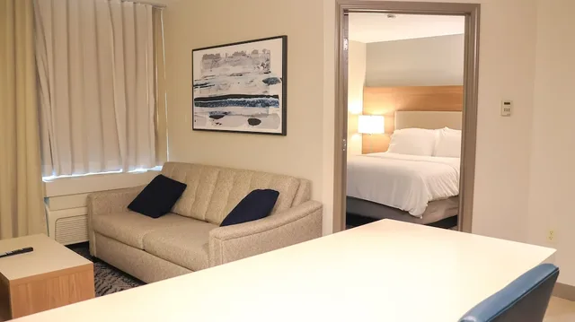 غرفة بسرير كوين بغرفة نوم واحدة، Candlewood Suites Peoria At Grand Prairie 2/9