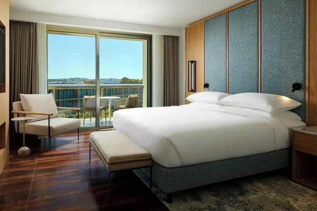 1 Bedroom, Club, Suite, Double Bed, Resort View، Algarve Marriott Salgados Golf Resort & Conference Center 2/10