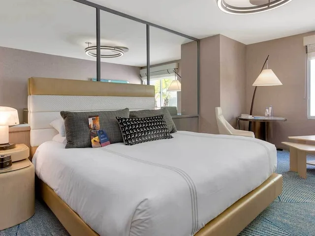 جناح جونيور بسرير كينج، Hotel Zoe Fishermans Wharf 1/8