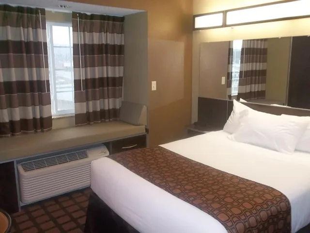 غرفة ديلوكس بسرير كوين لذوي الإعاقة، Microtel Inn & Suites by Wyndham Sayre 1/7