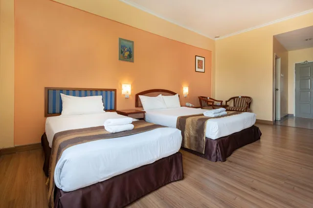 غرفة عائلية بسرير كوين وسرير فردي، Hotel Seri Malaysia Ipoh 1/2