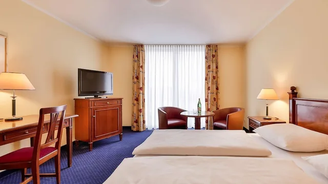 غرفة سوبيريور بسريرين منفصلين، Dorint Marc Aurel Spa & Golf Resort 8/10