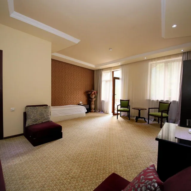 غرفة كلاسيكية عائلية، Borjomi Palace Hotel and Spa 6/7