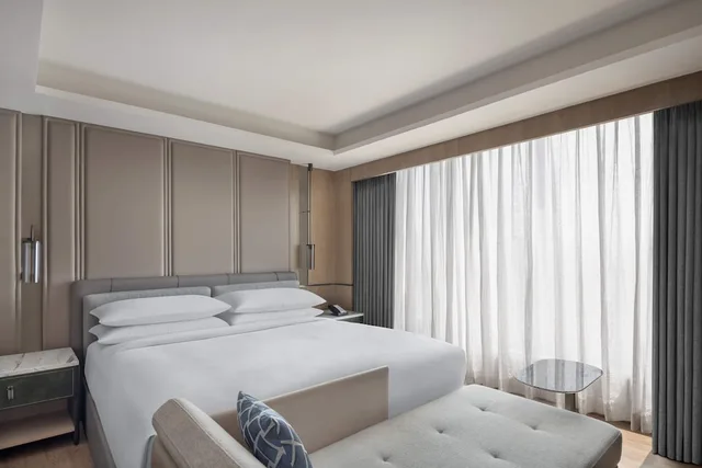 جناح جونيور بسرير كينج، Navi Mumbai Marriott Hotel 2/3
