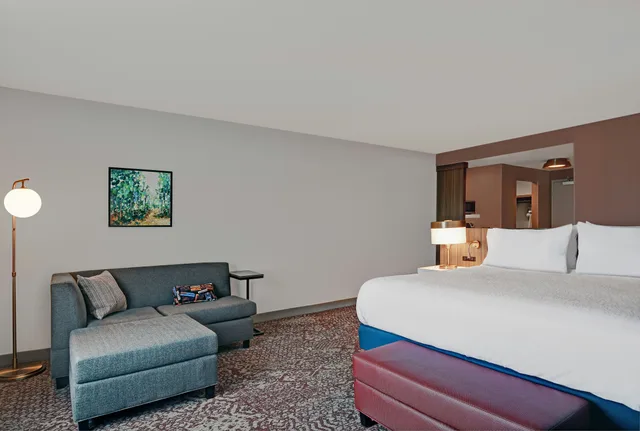 غرفة ديلوكس بسرير كينج، Hilton Garden Inn Madison Huntsville Airport AL 2/4