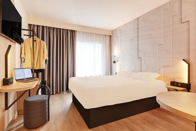 غرفة بسرير مزدوج لذوي الإعاقة، B&B HOTEL Lille Lillenium Eurasante 1/1