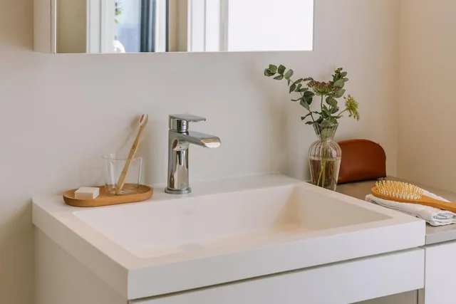 Comfort, Apartment, 1 Queen and 1 Single Bed, Sonder Maisonneuve 1/1