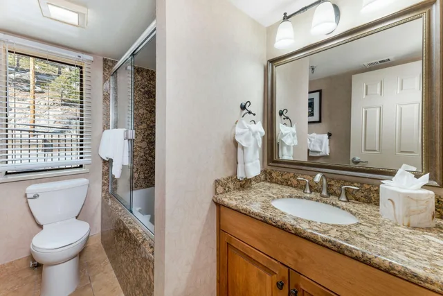 1 Bedroom, Crest Point, Villa، Holiday Inn Club Vacations Tahoe Ridge Resort 3/4