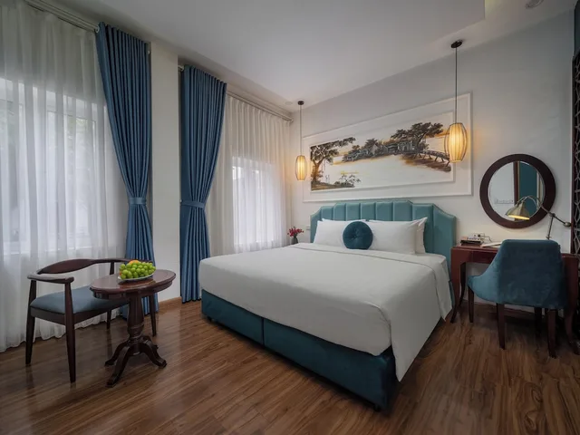 غرفة ديلوكس بسرير مزدوج أو سريرين منفصلين بإطلالة على المدينة لذوي الإعاقة، HANOI CHIC BOUTIQUE HOTEL 2/10