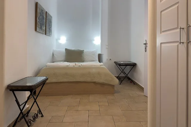 شقة بسرير مزدوج وسريرين منفصلين بإطلالة على البحر بغرفة نوم واحدة، Heliotropio Studios & Apartments 9/10