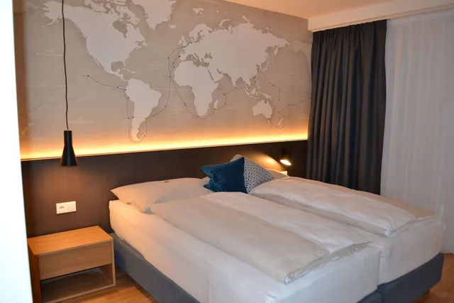 غرفة بسرير مزدوج، JUFA Hotel Hamburg HafenCity 1/9