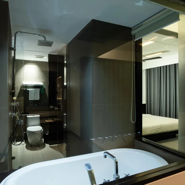 Grand Deluxe, De Chai Oriental Nimman 6/8