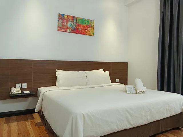 غرفة قياسية، Fuller Hotel 2/2
