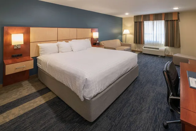 غرفة قياسية بسرير كينج، Best Western Plus Clocktower Inn 5/10