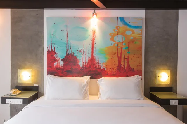 Economy, Twin Beds, The Front Hotel And Apartment 1/2