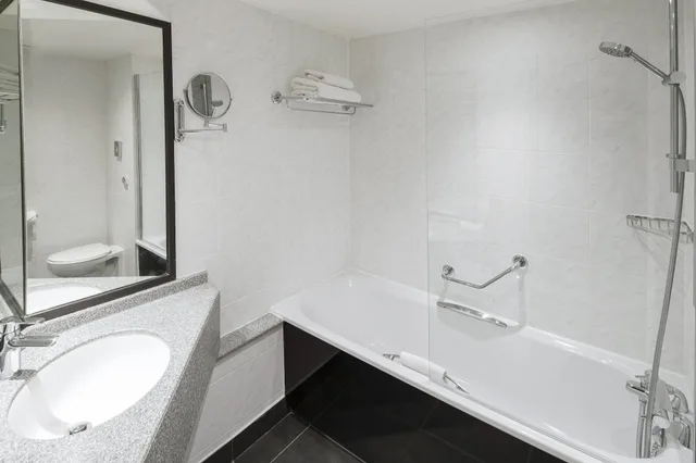 غرفة بريميوم بسريرين منفصلين، Crowne Plaza Nottingham 7/8