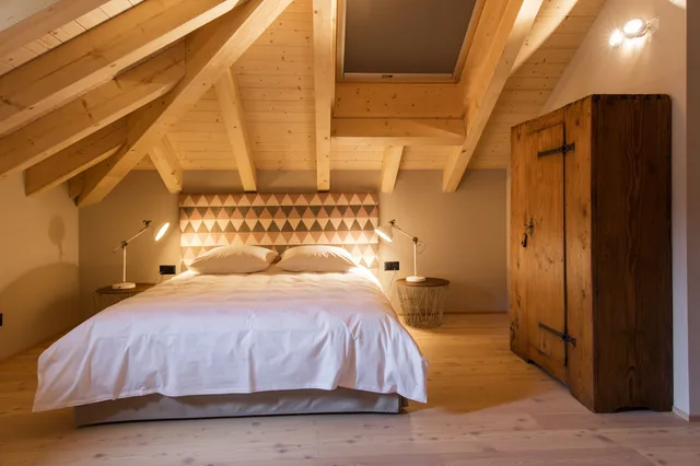 Design, Loft, Suite, 1 Queen and 1 Single Bed, Sofa، Hotel De Londres 2/3