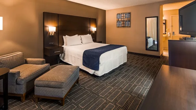 غرفة قياسية بسرير كوين، Best Western Andersen's Inn 1/2