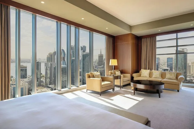 غرفة بريميوم بسرير كينج، Jw Marriott Marquis City Center 6/9