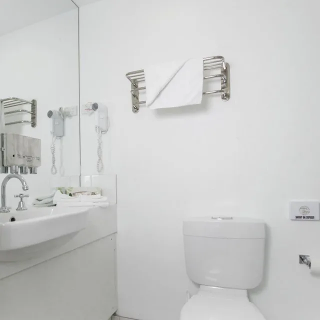 غرفة بسرير فردي، Miami Hotel Melbourne 4/6