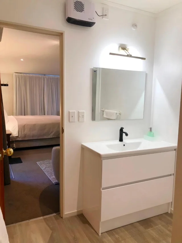 Studio, King Bed, ALPINE VIEW LODGE 4/4
