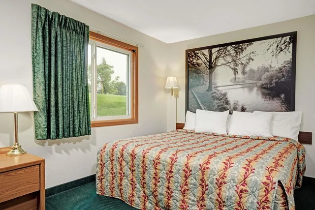 جناح بسرير كينج، Super 8 By Wyndham Rogers Minnesota 5/10