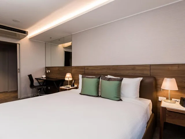جناح ديلوكس بسرير كينج بغرفة نوم واحدة، The Branksome Hotel & Residences 1/6