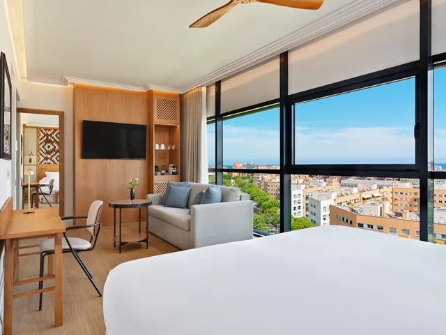 جناح جونيور بسرير مزدوج أو سريرين منفصلين، H10 Marina Barcelona 2/3