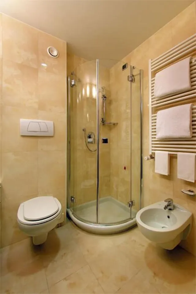 غرفة مفردة، Tiffany Hotel Milano 6/9