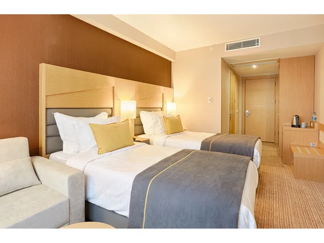 Comfort, Triple, Kordon Hotel Cankaya 1/2