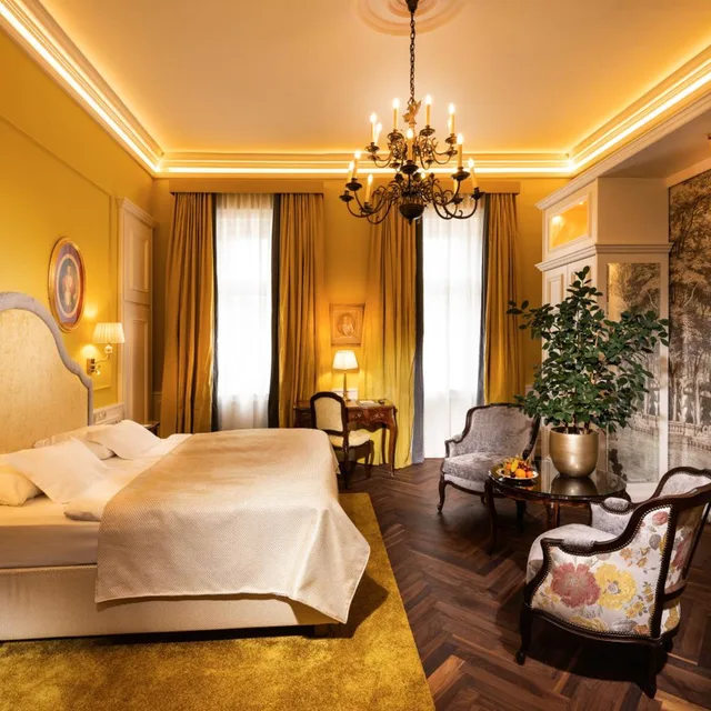 Superior, King Bed, Bristol Salzburg 2/10