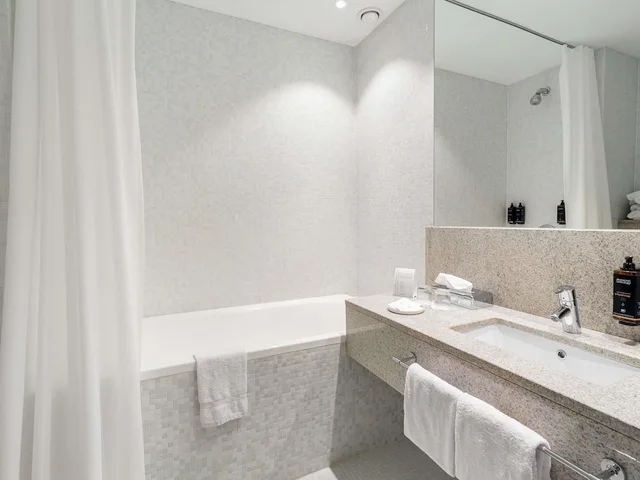 غرفة سوبيريور بسريرين منفصلين، Mercure Tallinn 4/7