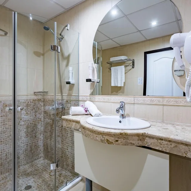 Junior Suite, Lateral Side Sea View، HI Hotels Imperial Resort 7/8