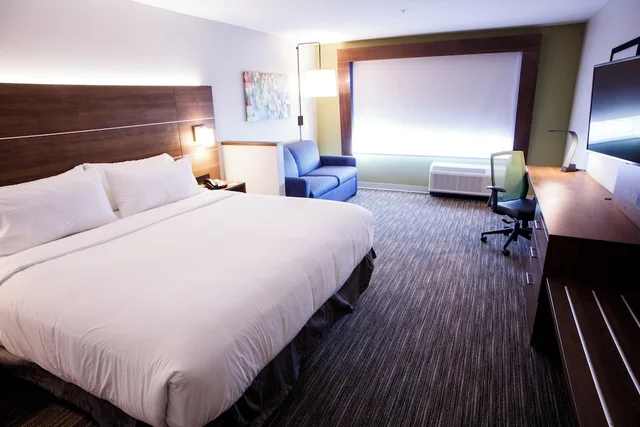غرفة قياسية بسرير كينج، Holiday Inn Express and Suites Gettysburg an IHG Hotel 2/5