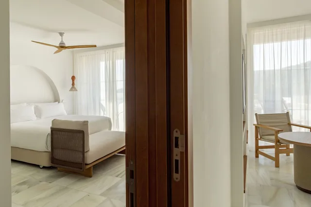 غرفة بريميوم بسريرين منفصلين بشرفة، Villa Le Blanc Gran Melia Hotel 7/7
