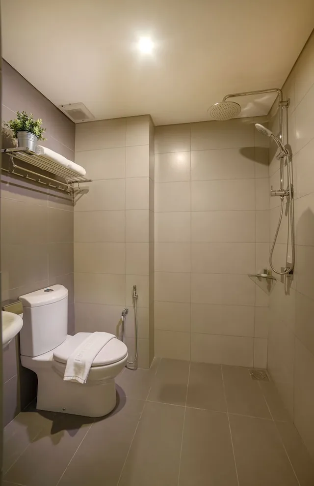غرفة قياسية بسرير كوين، Riccarton Capsule Hotel 4/4