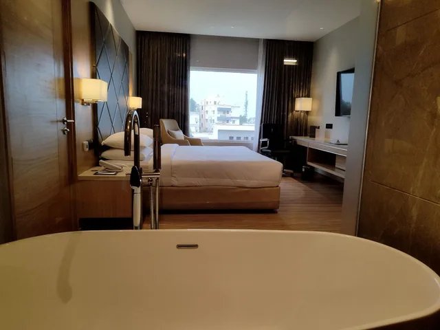 جناح تنفيذي بإطلالة على المدينة، Courtyard Tiruchirappalli 5/5