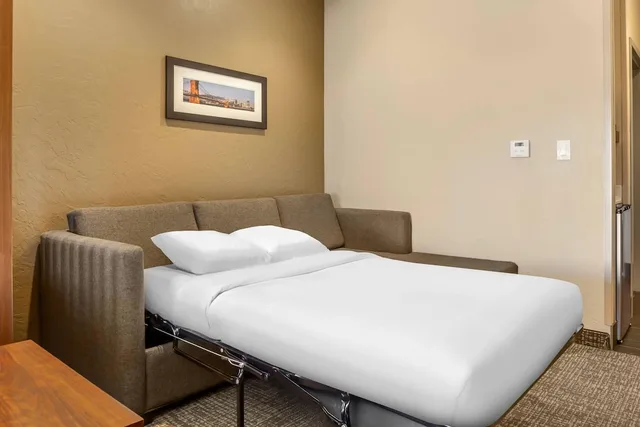Suite, 2 Queen Beds, Accessible, Comfort Suites Florence - Cincinnati South 1/7