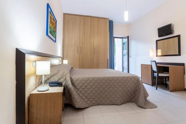 غرفة بسرير مزدوج بشرفة، Club Azzurro Hotel & Resort 2/7