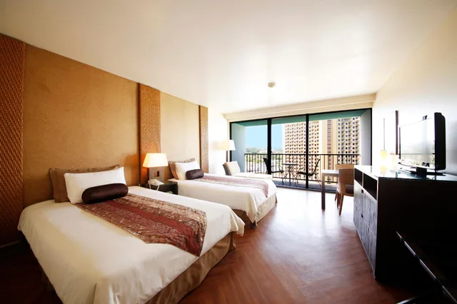 Infinity, Twin Beds, Guam Reef Olive Spa Resort 1/1