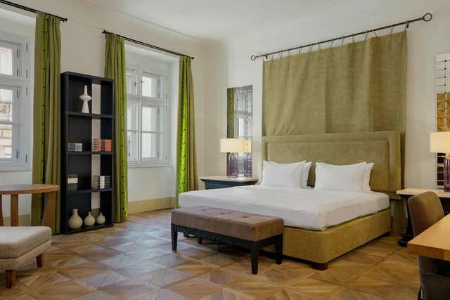 جناح بسرير كينج بغرفة نوم واحدة، Augustine Hotel Prague 1/2