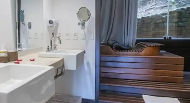 غرفة بريميير بسرير مزدوج، La Pedrera Small Hotel And Spa 3/4